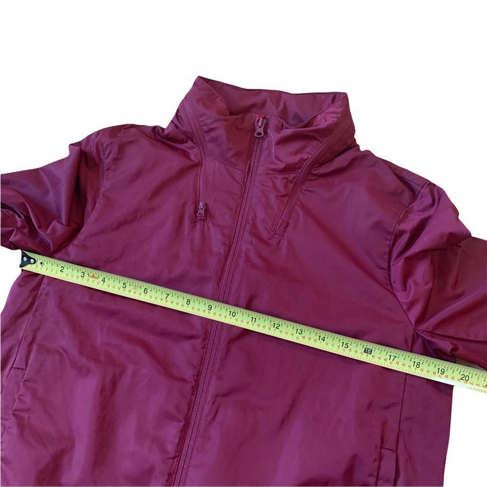 Lacoste Lightweight Jacket - Picture 9 of 10